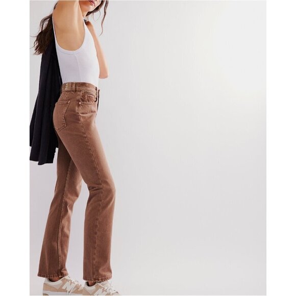 🆕 FREE PEOPLE We The Free Xena Slim Straight Jeans / Chocolate Mousse - Picture 2 of 5